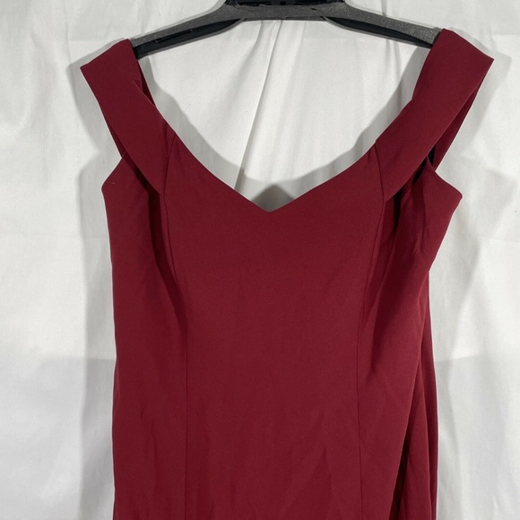 NEW Dessy Collection [ 14 ] Off Shoulder Crossback‎ Gown in Burgundy - Picture 8 of 12